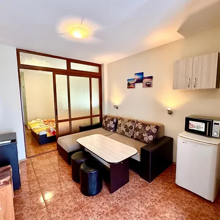 Guest house семеен чайка 3*
